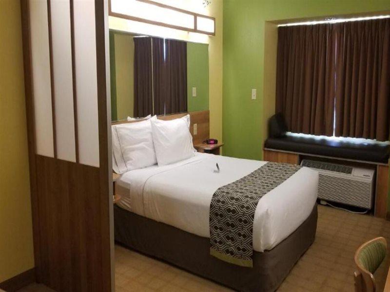 Microtel Inn & Suites By Wyndham Delphos Eksteriør bilde
