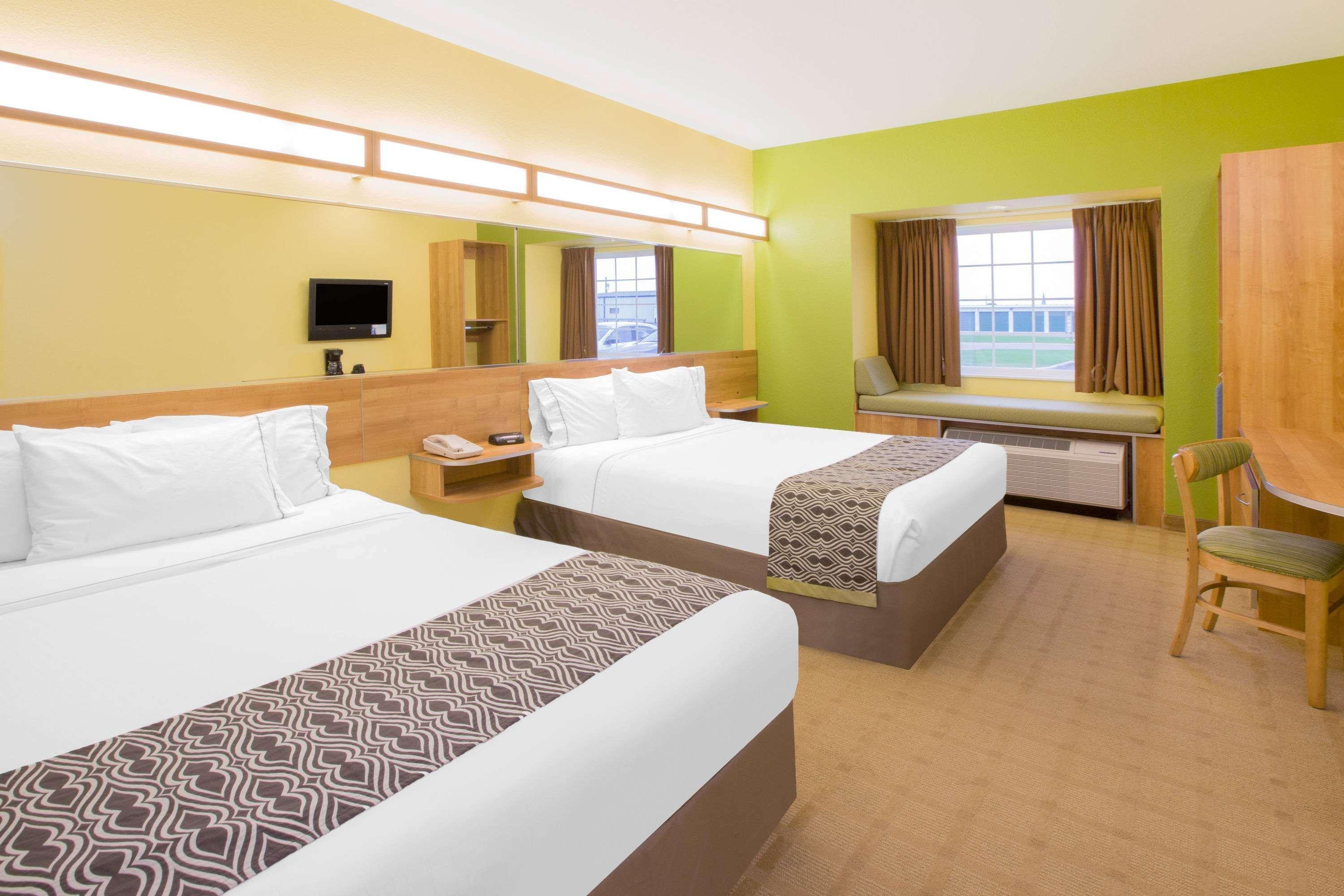 Microtel Inn & Suites By Wyndham Delphos Eksteriør bilde
